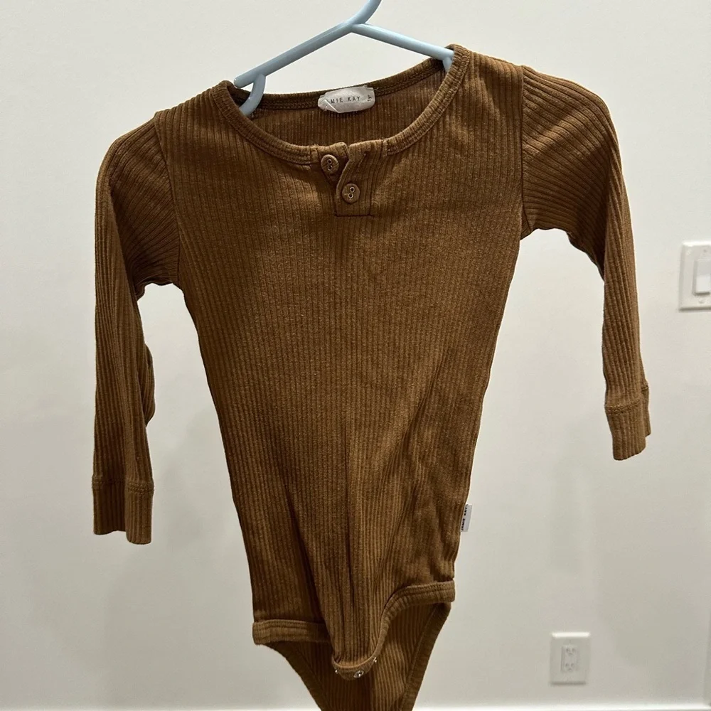 Jamie Kay Plum and tan Long Sleeve Kids One Piece bodysuits 1 year